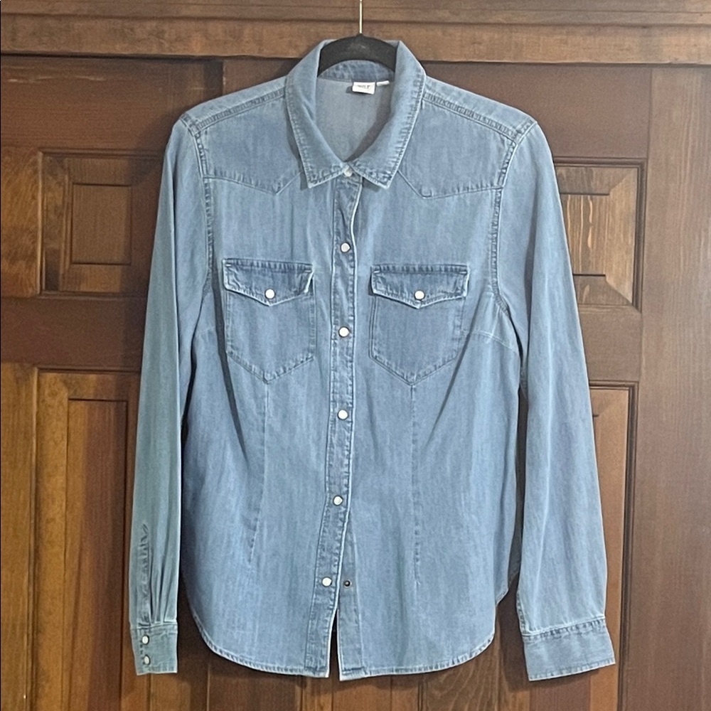 GAP Classic Blue 100% Cotton Denim Shirt